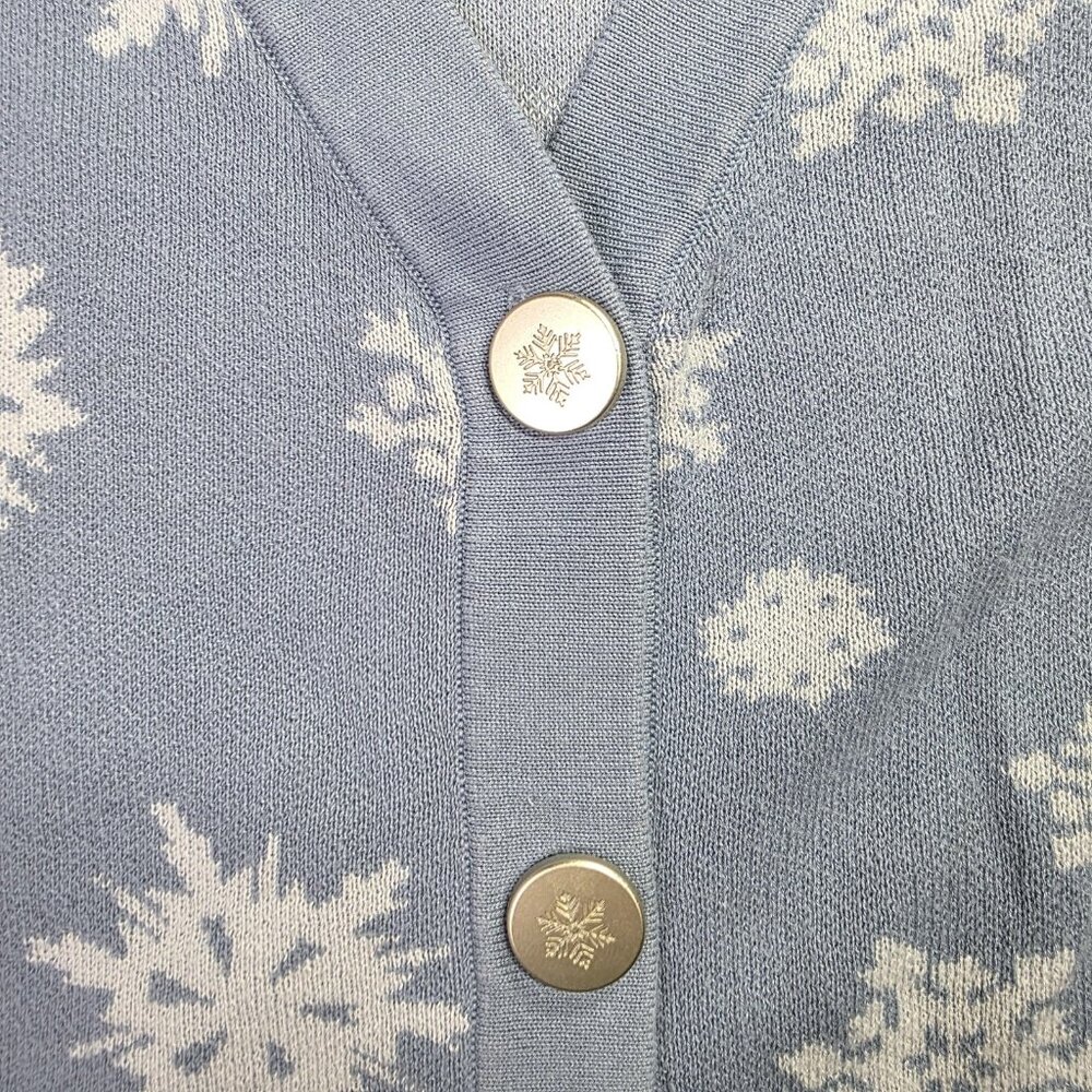 Disney Cardigan Sweater Womens Medium Blue White Snowflake Frozen Winter Holiday - Picture 4 of 13